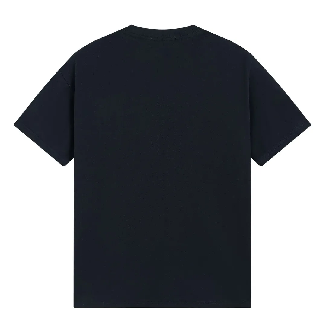 W683#P110💰 2025🆕 Stone lsland/Stone Island joint Dior chest logo printed short-sleeved T-shirt ⚠️[Original creation with high control of details] -Made of 260g combed cotton double yarn, soft and comfortable to the touch, sweat-absorbent and breathable. -Simple basic and versatile style, original quality, the first choice for couples. -Made by a large factory, four needles and five threads on the shoulder, neat routing, high quality workmanship. -Same style for men and women, very versatile, one piece for everyone, details are clearly visible. Color: Black White Size: M L